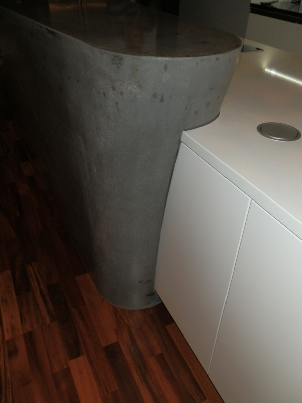 Concrete Anabela bar from a glass-fibre concrete