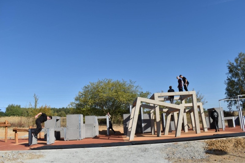 Concrete monument for the Krašovská parkour playground
