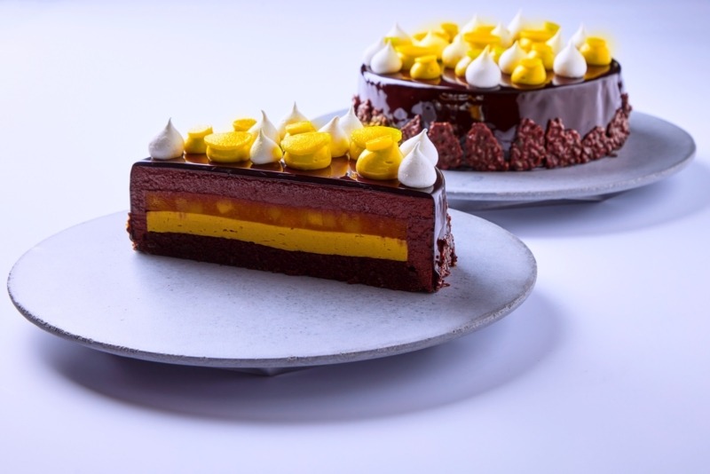 Betonové talíře a táci