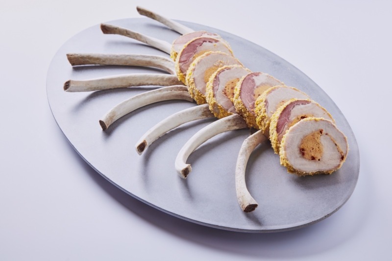 Betonové talíře a táci