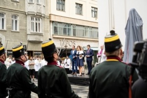 Statue of Martin Wednesday for Brno, pedestal from Švec concrete workshop