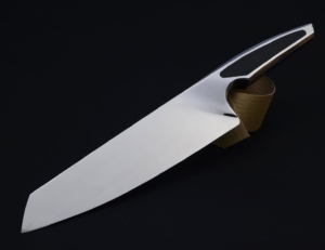 betonová rukojeť nože