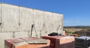 Concrete staircase. Cantilevered stairs made of concrete from Švec concrete