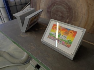 Trofej pro společnost Visa z betonu