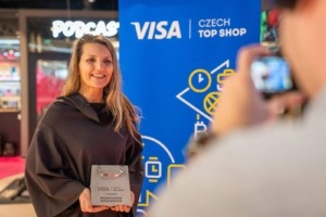 Betonová trofej pro společnost VISA